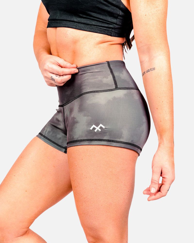 CONTOUR SHORTS - SAGE GREEN